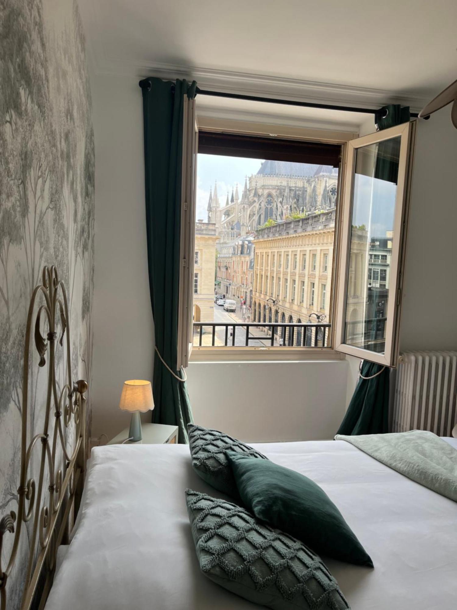 Royal Home, Hypercentre Reims Avec Vue Cathedrale מראה חיצוני תמונה