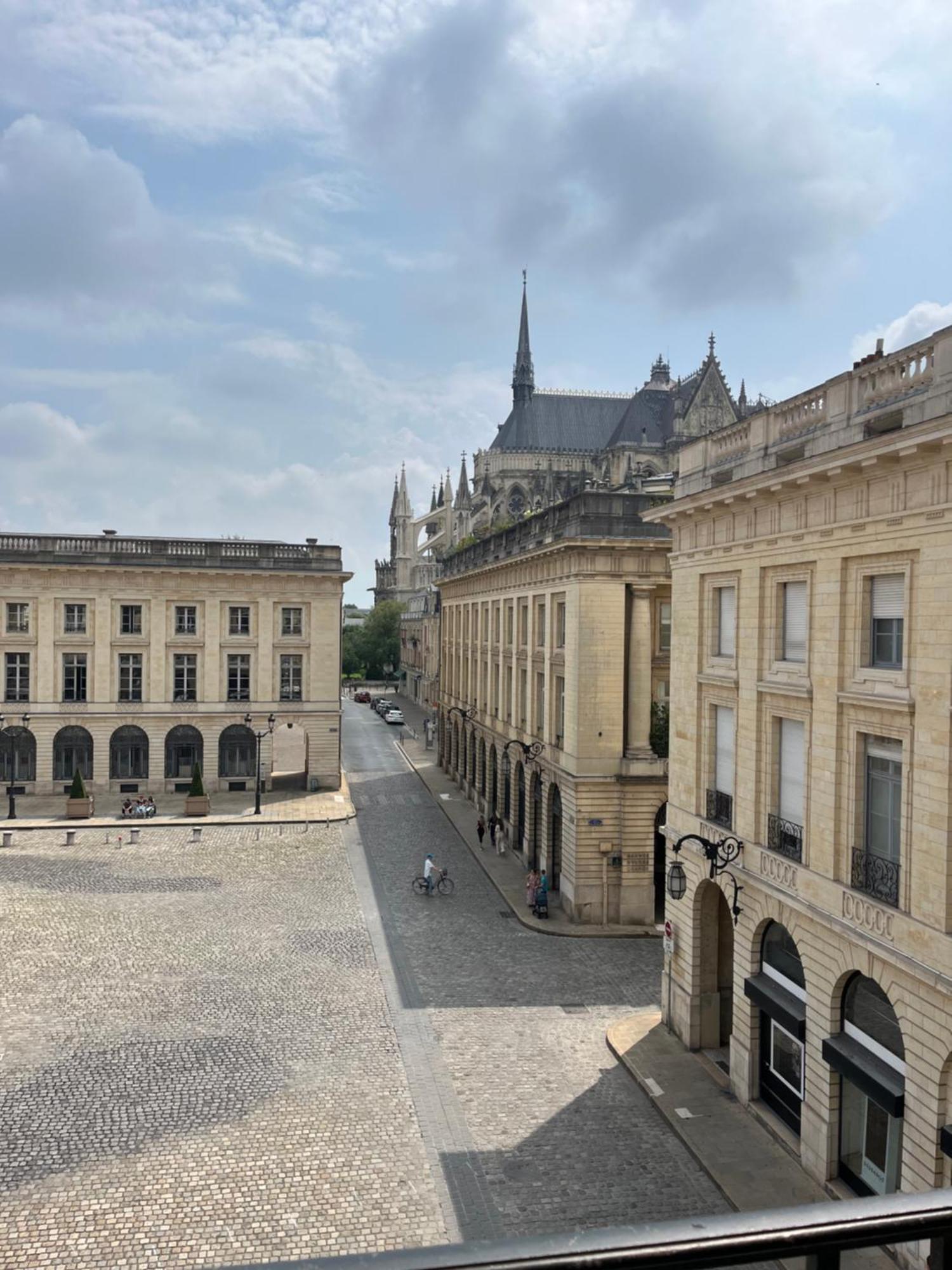Royal Home, Hypercentre Reims Avec Vue Cathedrale מראה חיצוני תמונה