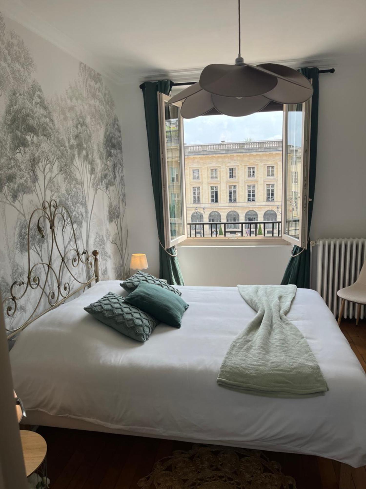 Royal Home, Hypercentre Reims Avec Vue Cathedrale מראה חיצוני תמונה